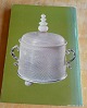 *Glass: Antiquity to the Renaissance* (in English). A professional handbook in fine condition, 157 pages.