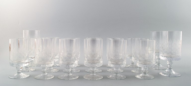 17 + 3 Wiinblad glass.