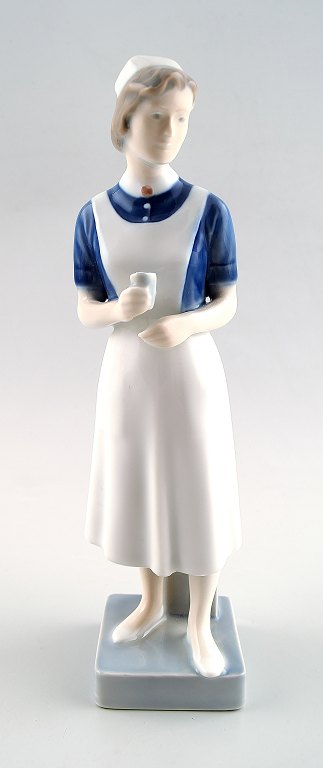 Figure No. 4507 nurse from Royal Copenhagen.