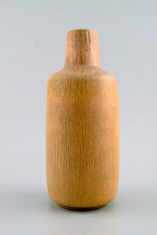 Eva Stæhr-Nielsen for Saxbo vase af stentøj i moderne design, glasur i gule 
nuancer.