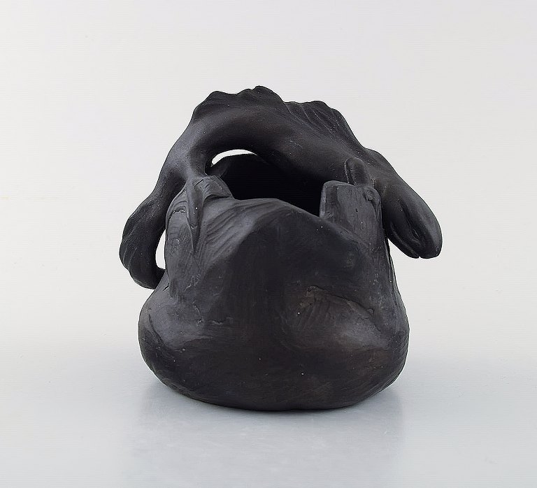 L. Hjorth, Denmark. Art nouveau terracotta bowl with salamander. Model number 760. Ca. 1910.