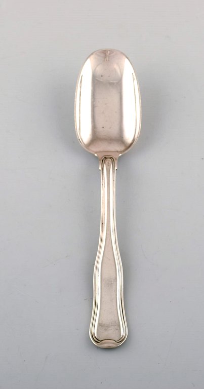 Georg Jensen Dobbeltriflet dessertske i sterlingsølv. 
