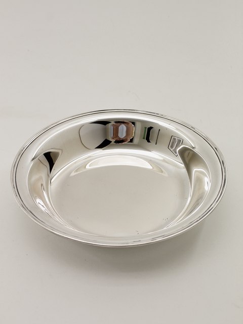 Tretårnet sølv serverings skål