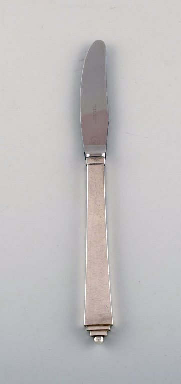 Georg Jensen Pyramid lunch knife in sterling silver and stainless steel. Four pieces in stock.