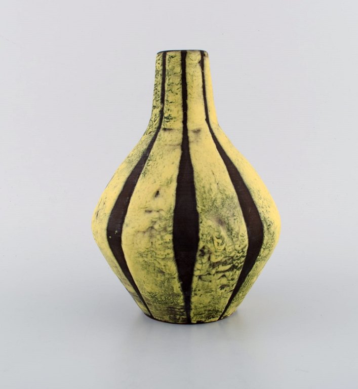 European studio ceramicist. Unique retro vase in glazed ceramics. Black / yellow striped design. 1960s.