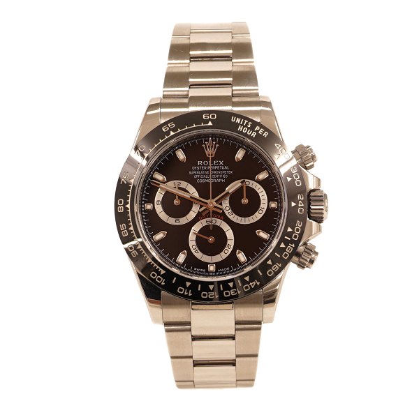 Rolex Daytona 116500LN. Rolex Daytona i stål med box og papirer fra Klarlund. Solgt 03.04.2018. Fremstår i flot stand. D: 40mm