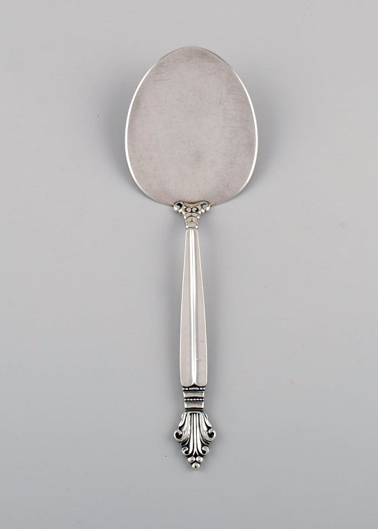 Stor Georg Jensen Dronning serveringsspade i sterlingsølv. 

