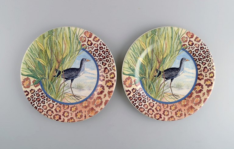 Gien, France. Two Savane porcelain plates with hand-painted exotic birds. Late 20th century.