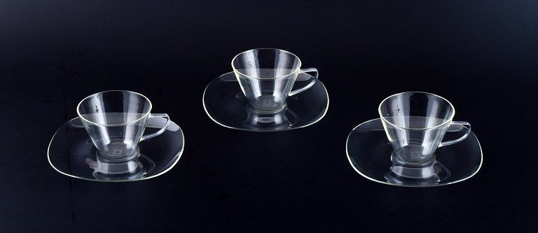 Jena-Glas, Schott & Gen/Mainz, Germany. Three coffee cups with  saucers. Bauhaus style.