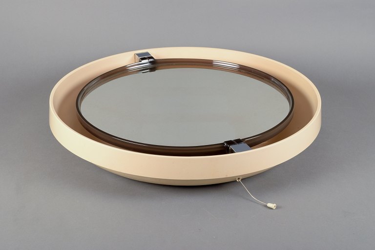 Italian design, large space age "Allibert" round backlit mirror, in cream and brown plastic.