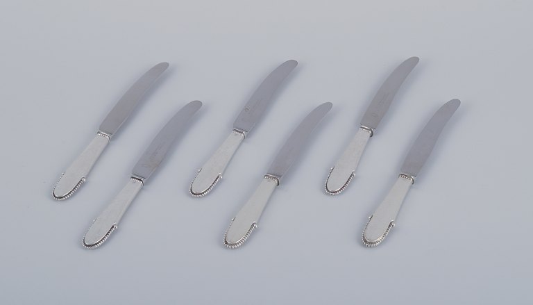 Georg Jensen Kugle, seks frugtknive i sterlingsølv. Knivblad i rustfrit stål.