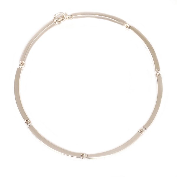 Hans Hansen sterlingsilver necklace 185 designed by Bent Gabriel Pedersen. 
Period 1953-69. L: 44cm