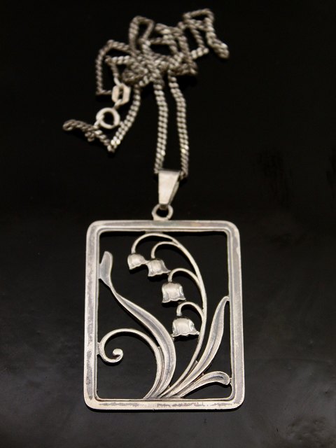 830 silver art deco pendant