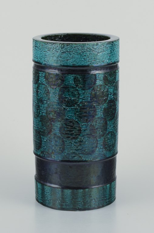 Henrik Allert for Rörstrand, Sverige.
Unika keramikvase i modernistisk stil.