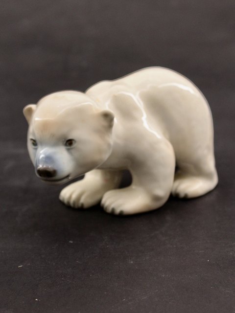 B&G Figure polar bear cub No. 2535,