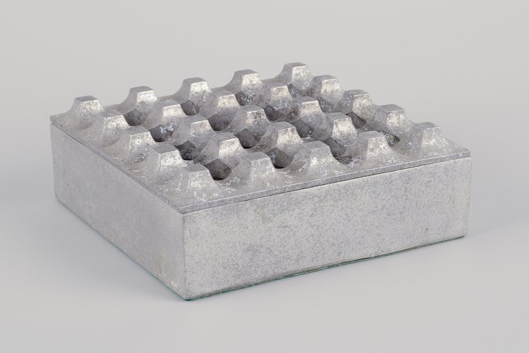 Holger Bäckström and Bo Ljungberg for AKVAMATIK AB.ULTIMA 15 ashtray in steel.