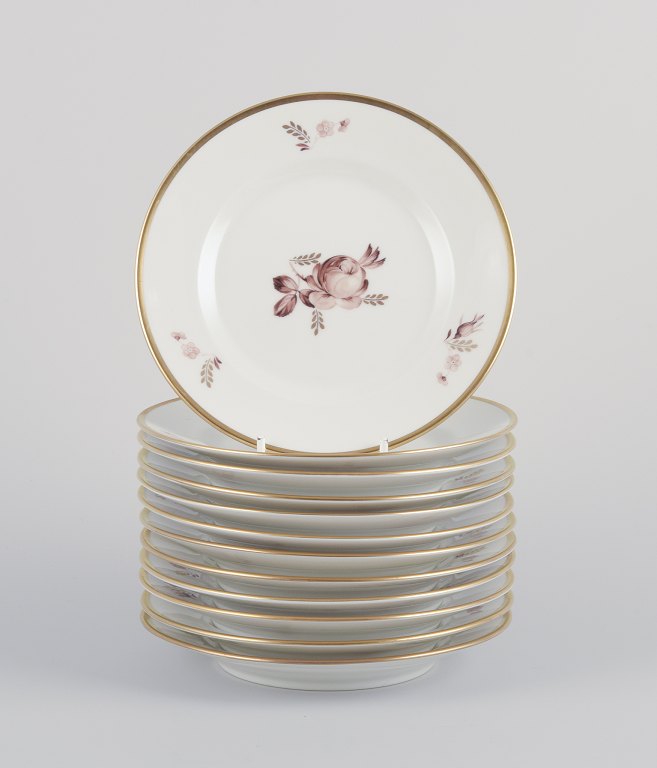 Royal Copenhagen Brun Rose. Et sæt på tolv kagetallerkener.