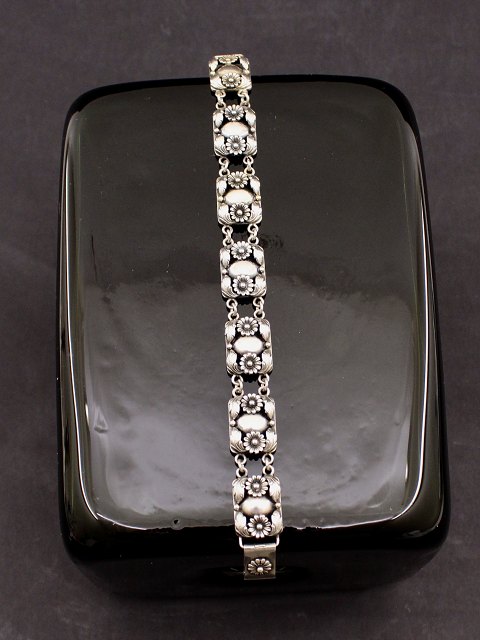 N E From 830 silver bracelet