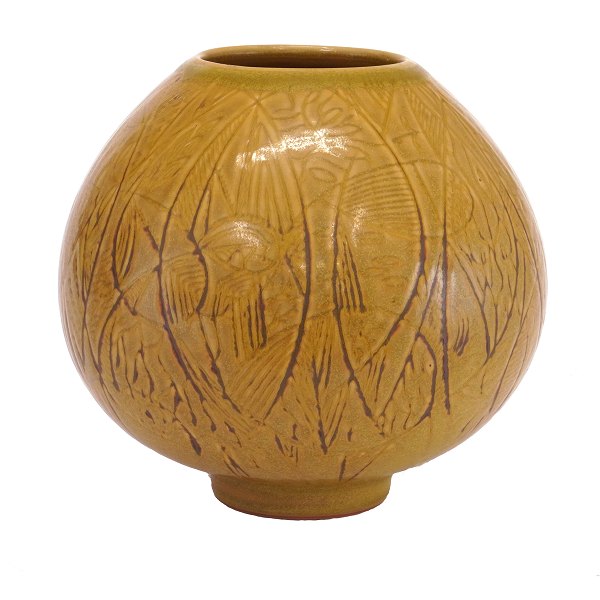 Stoneware vase by Nils Thorsson for Royal Copenhagen. H: 18cm