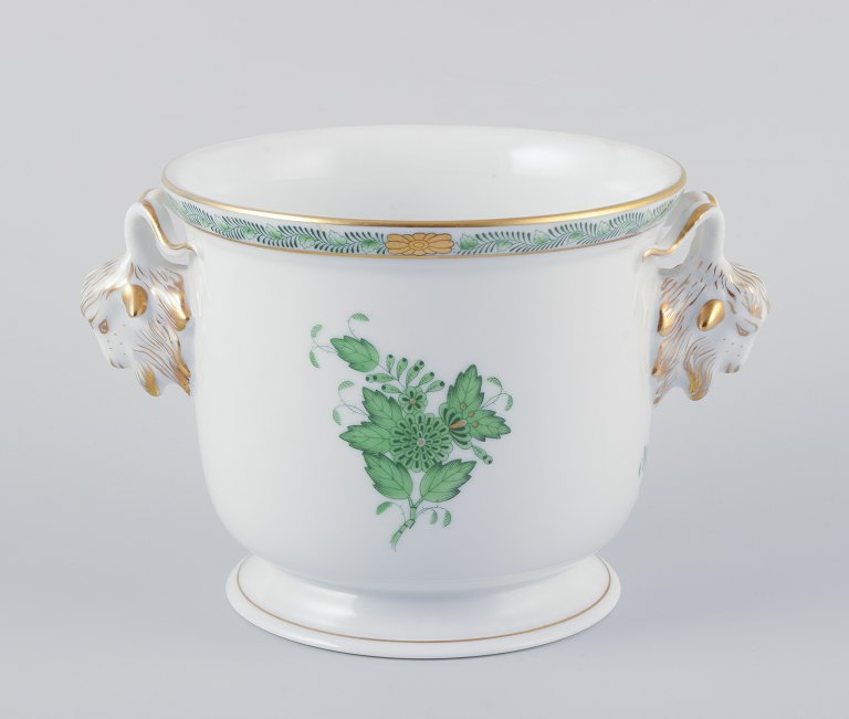 Herend, Ungarn. Chinese Bouquet Apponyi Green, urtepotteskjuler af porcelæn.
