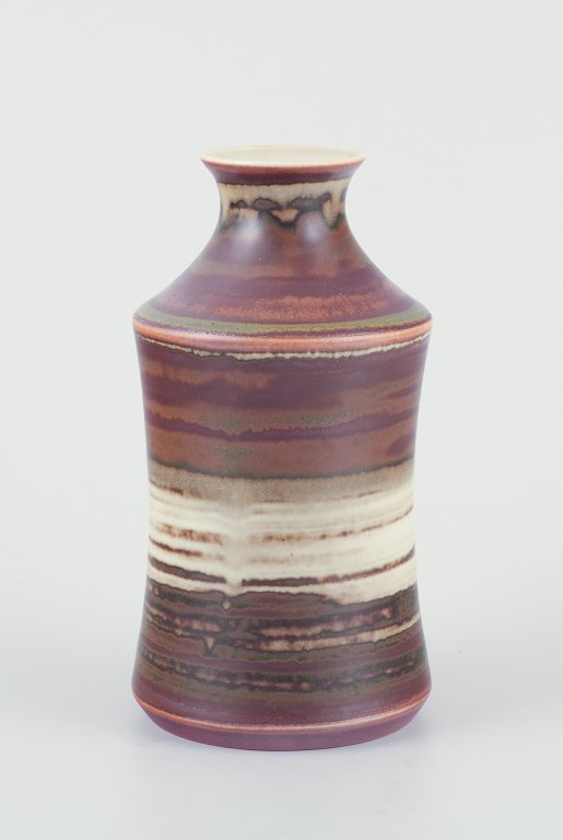 John Andersson for Höganäs, Sverige.
Unika vase af stentøj.