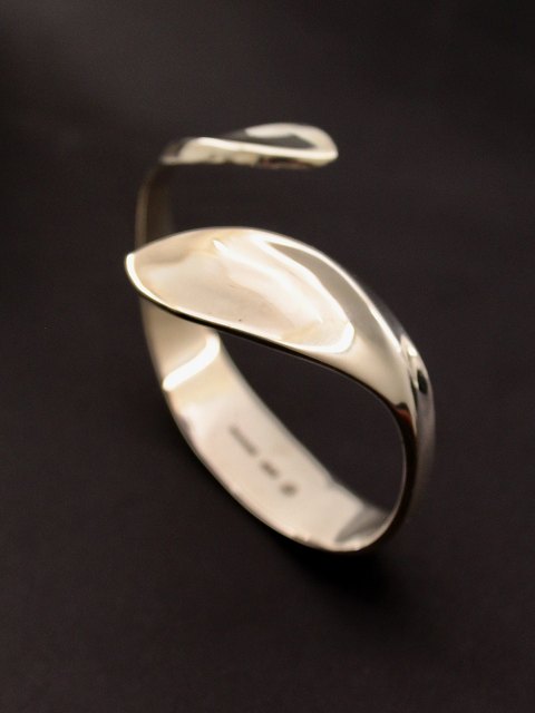 GEORG JENSEN Hans Hansen des. Bent Gabrielsen armring