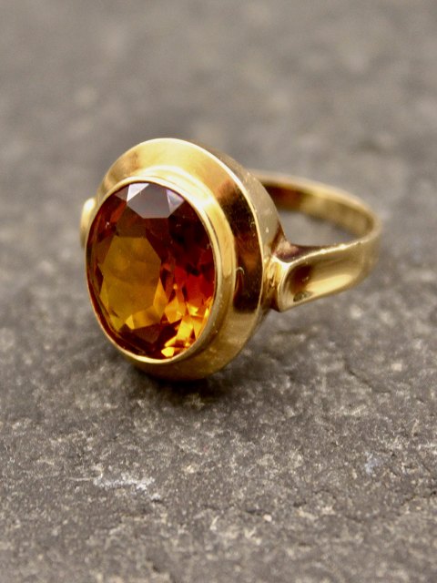 14 carat gold ring with citrine