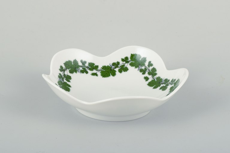 Meissen, skål, stel Vine-Leaf Pattern, “Voller grüner Weinkranz”