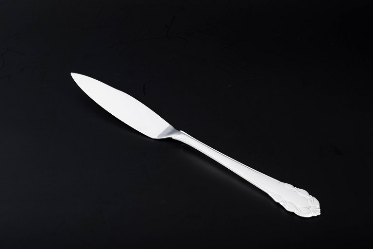Georg JensenFish knife in the “Lily of the Valley” pattern.