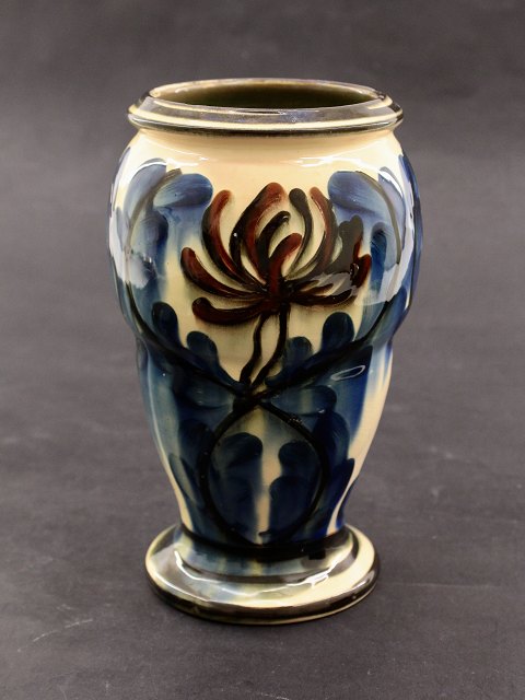 Danico ceramic vase