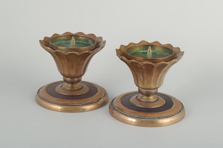 CAWAPair of brass candlesticks, Art Deco, 1940s.