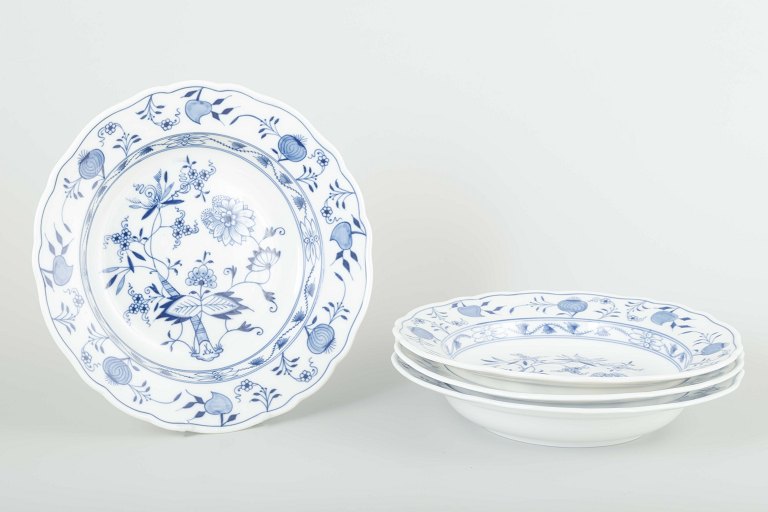 Meissen4 soup plates, “Blue Onion” pattern, mid-20th century.