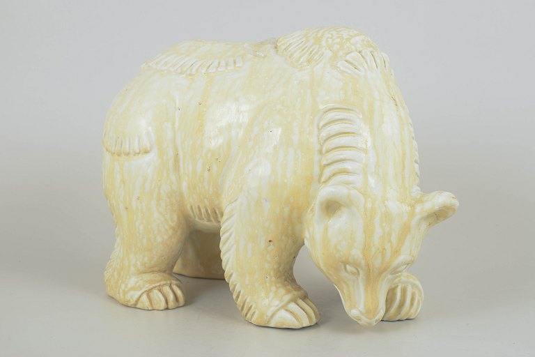 Gunnar Nylund for RörstrandLarge polar bear, mid-20th century.