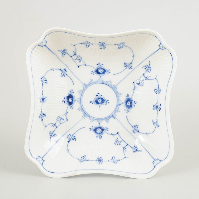 Royal Copenhagen Blue Fluted Plain square bowl, 1966.