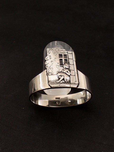H C Andersen serviet ring