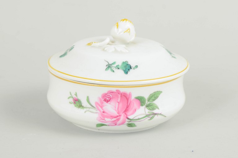 Meissen, lidded bowl.