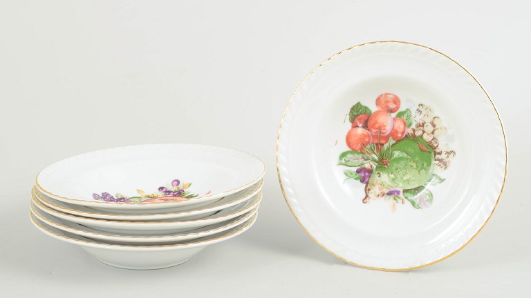 Europæisk porcelænsproducent, sæt på 6 skåle.