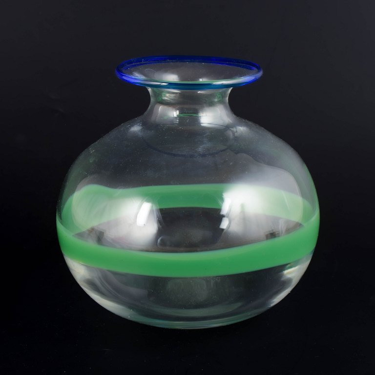 Ulrica Hydman Vallien for Kosta Boda, art glass vase.