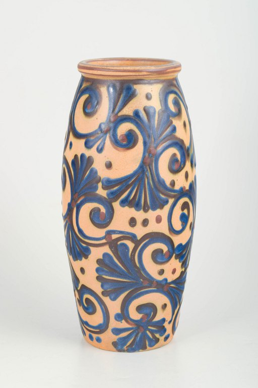 Kähler vase in cow horn technic.