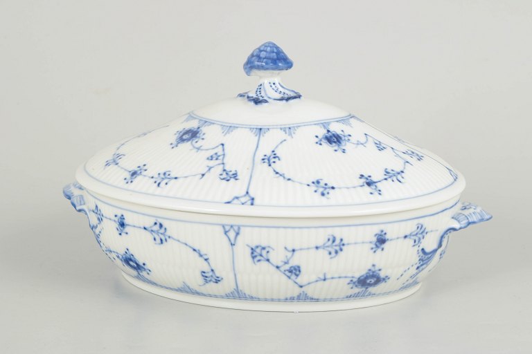 Royal Copenhagen, Blue Fluted Plain oval lidded tureen.