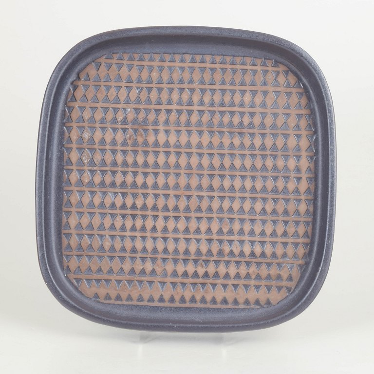 Mari Simmulson for Upsala Ekeby, stort fad.